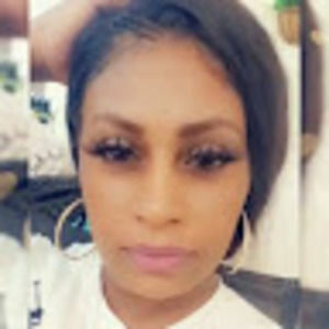 Meet your Posher, Shanetta